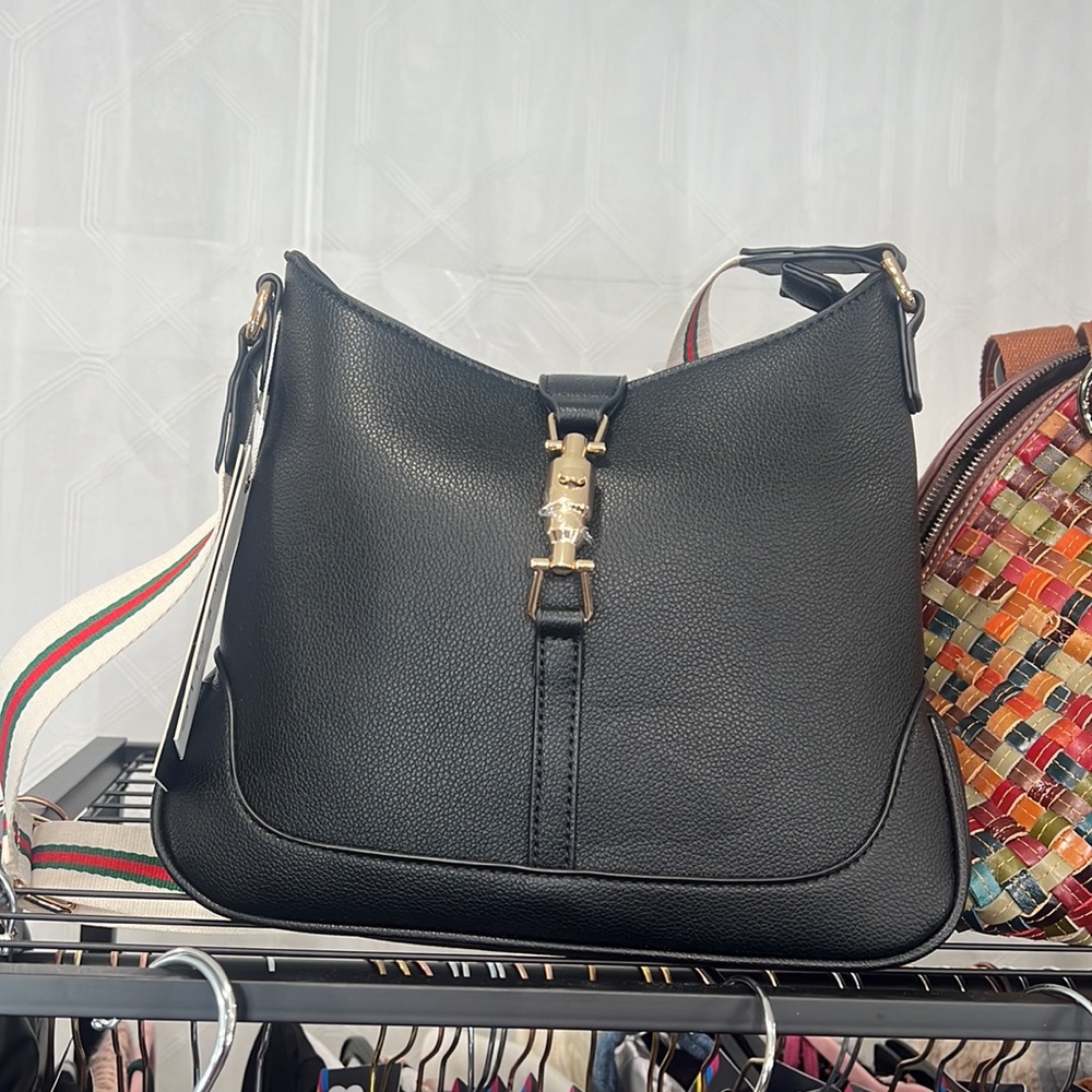 19 BAG POSH LIVE LISTING 


Fashion